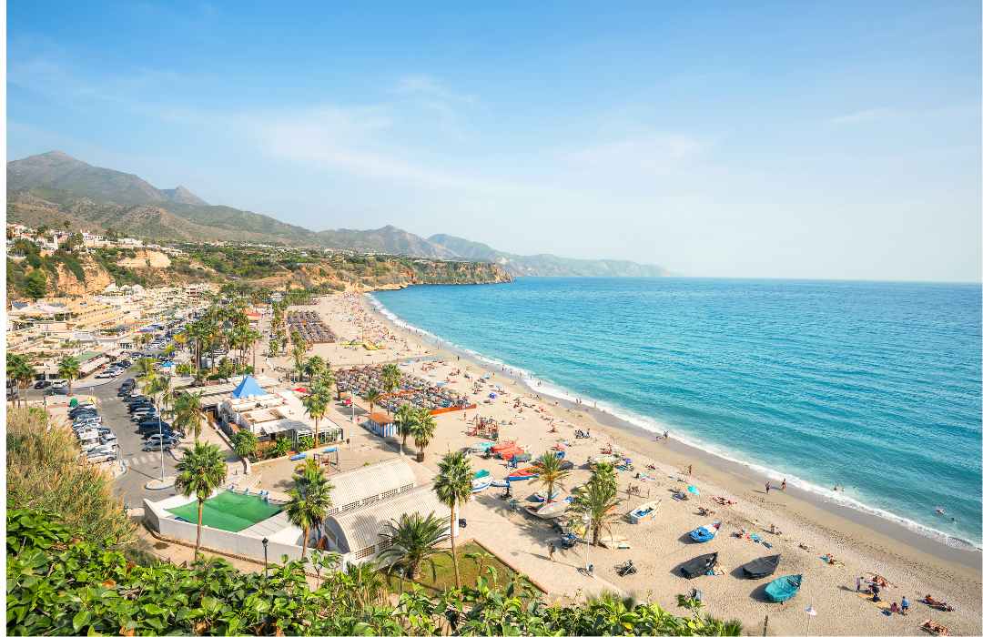 Endnu et billede af Playa de Burriana i Nerja